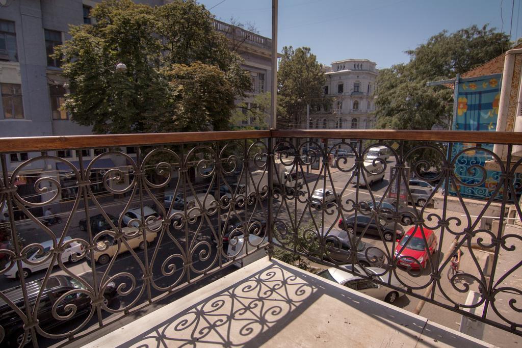 Consul Hotel Консул Odesa Habitación foto
